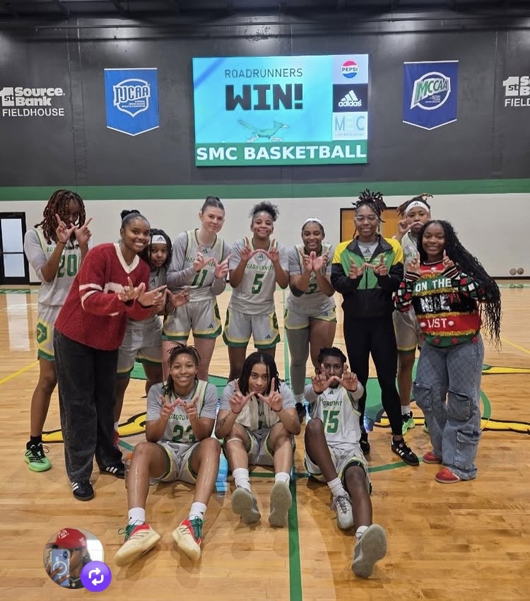 Women's Hoopers Split the Week